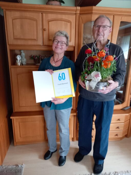 Gratulation an Frank Baumann zu 60 Jahren Mitgliedschaft